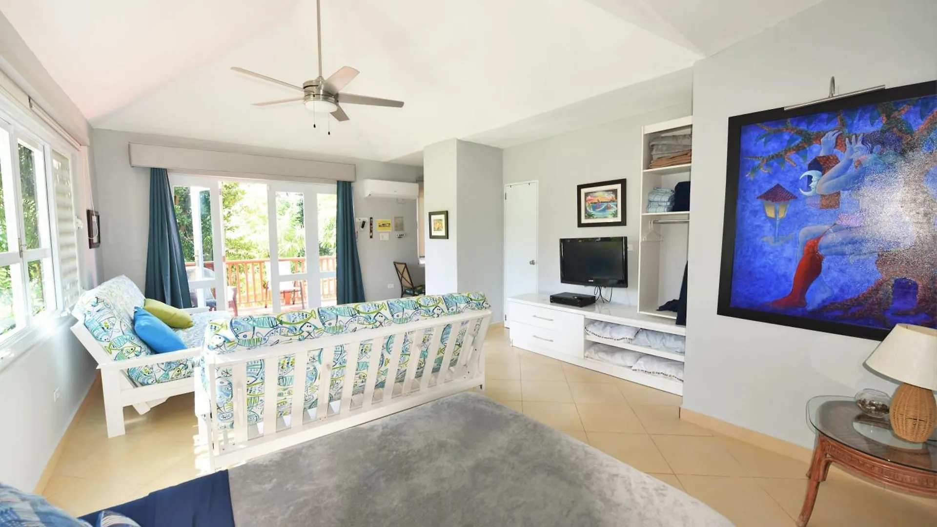 Luxury Villa Bonita Sleep 50 + Isabela 0*,