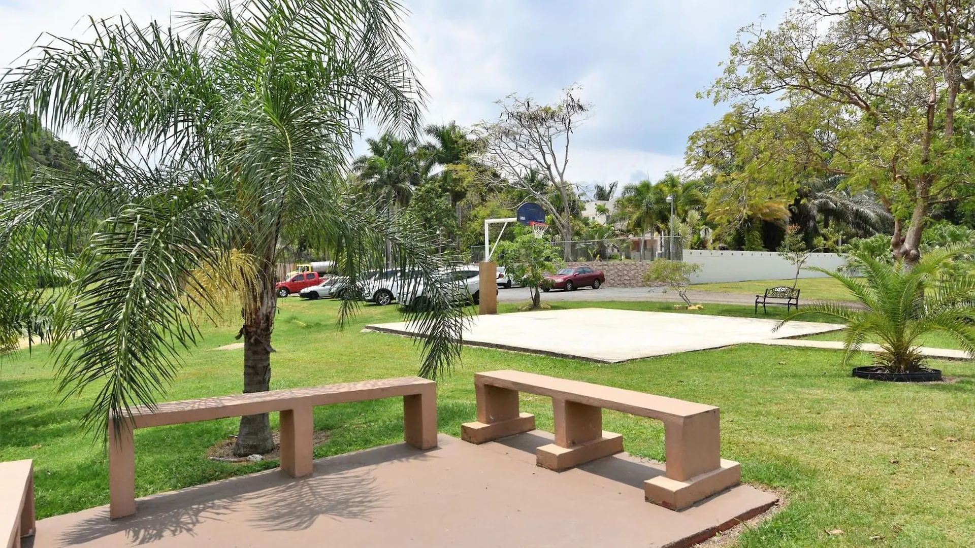 Luxury Villa Bonita Sleep 50 + Isabela